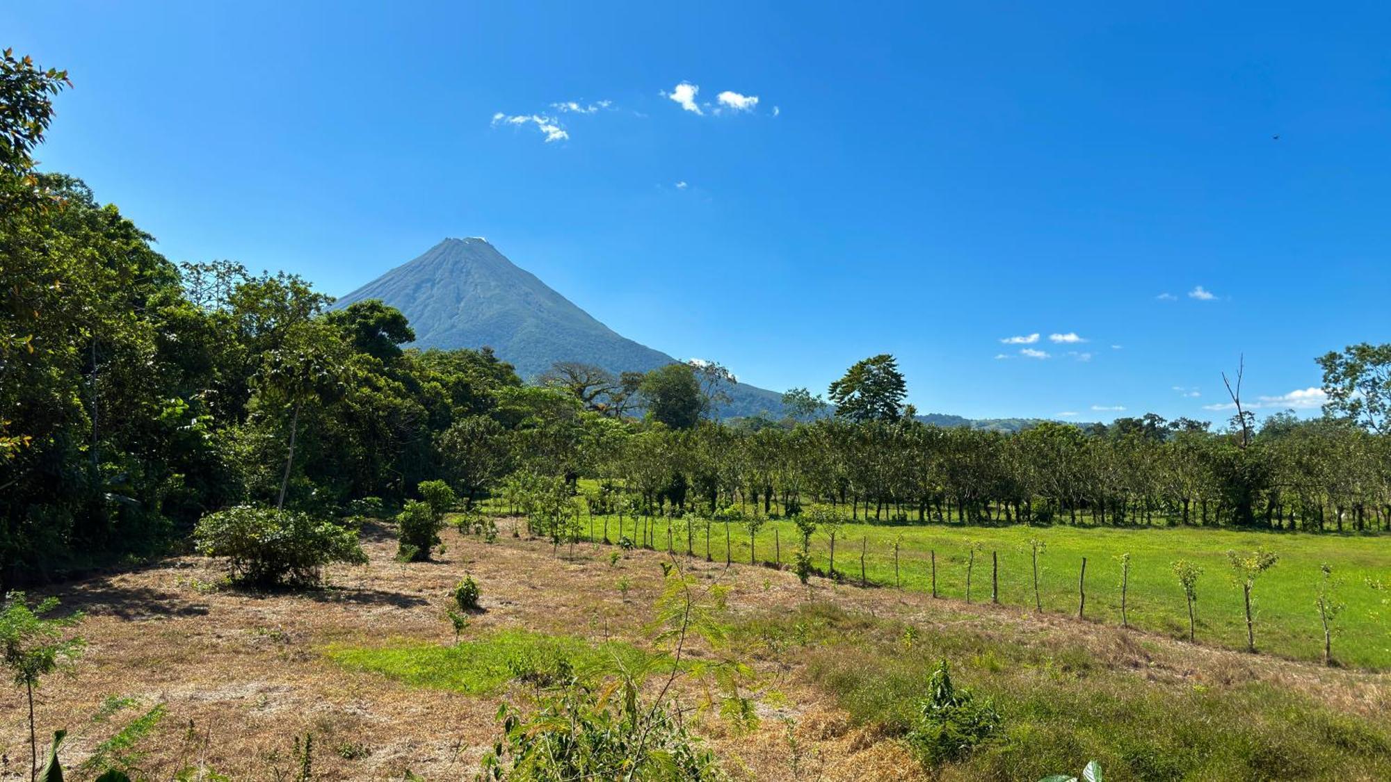 Arenal Monara Hotel La Fortuna Bagian luar foto